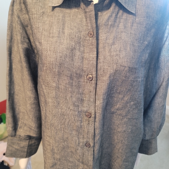 Linen Grey Ladies Shirt - Picture 2 of 5